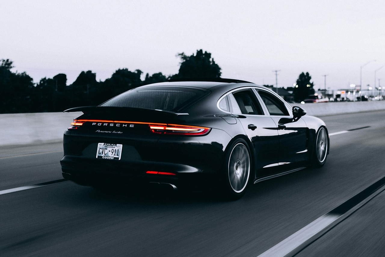 car-1.jpg