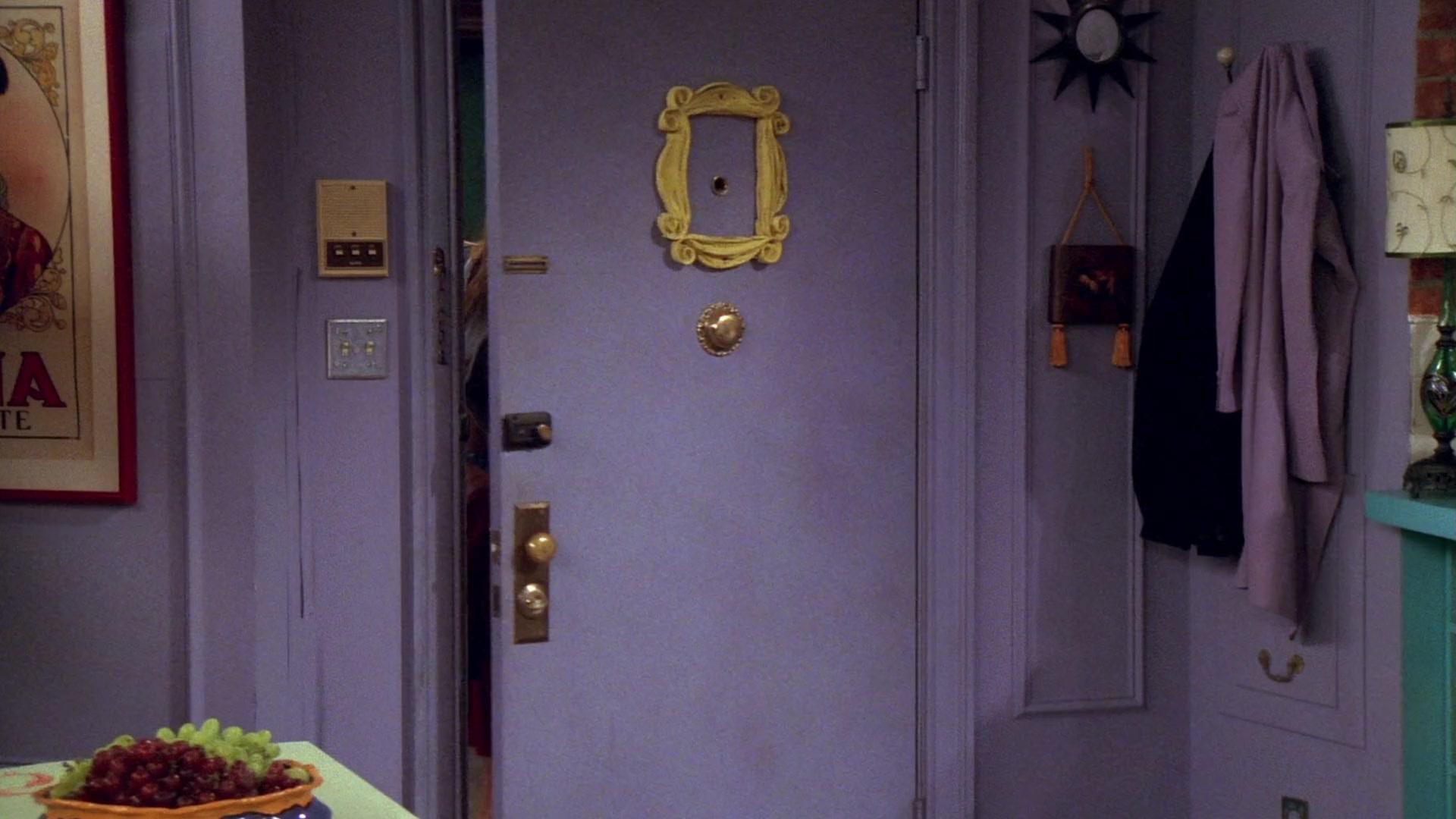 Friends_S08E02_00025449.jpg