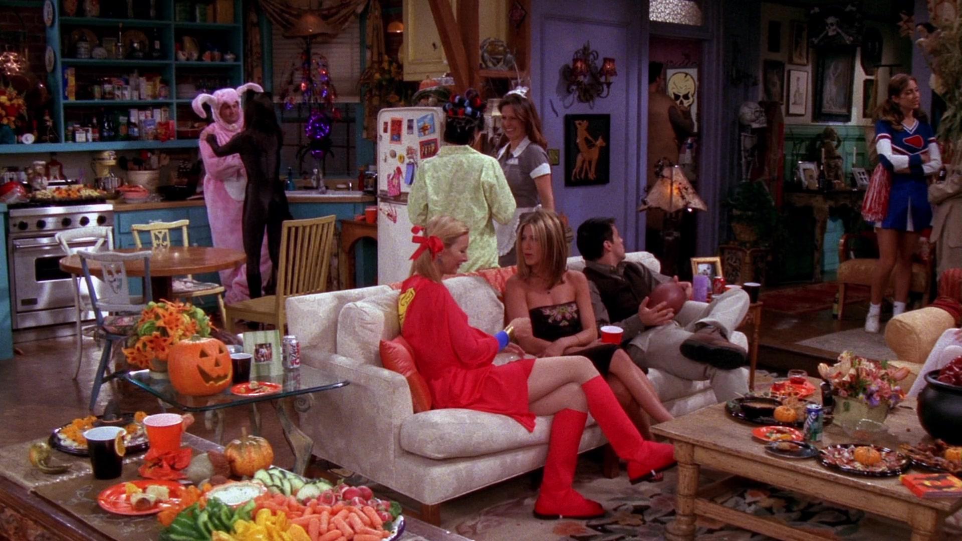 Friends_S08E06_00030232.jpg