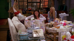Friends_S08E02_00007420.jpg