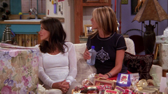 Friends_S08E02_00011492.jpg