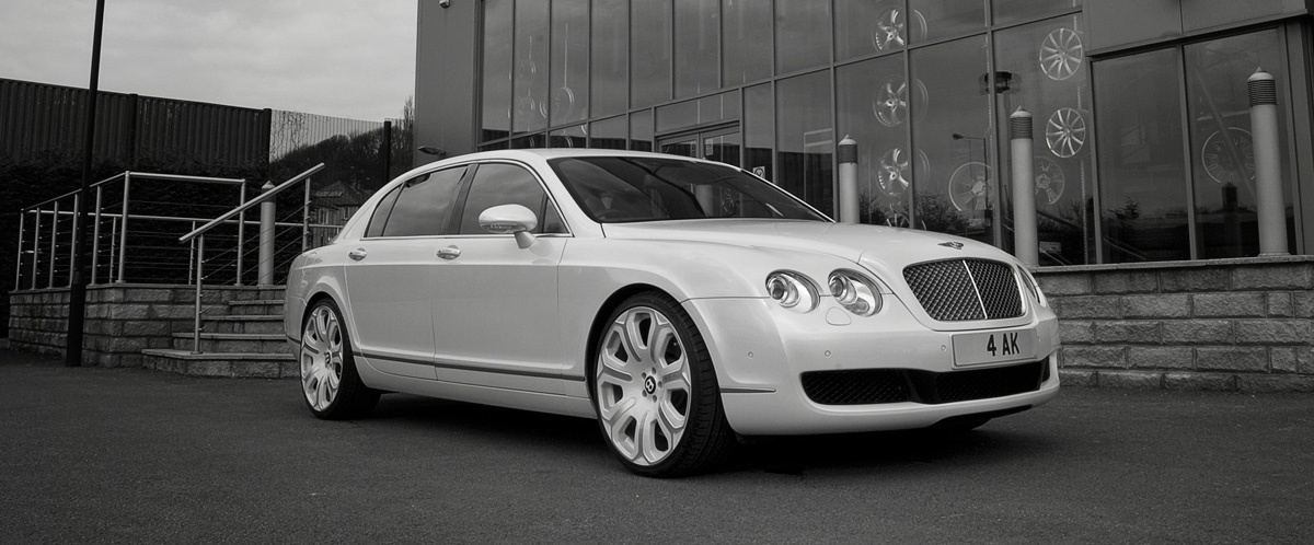 Bentley Continental Flying Spur Sedan 2007