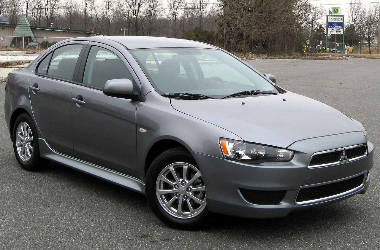 Mitsubishi Lancer Sedan 2012
