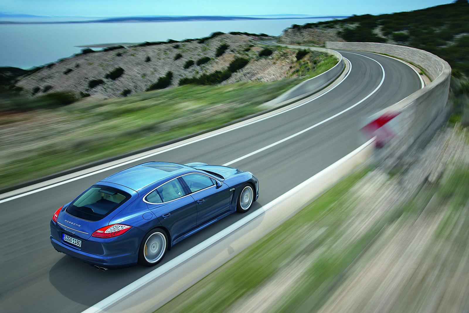 Porsche Panamera Sedan 2012
