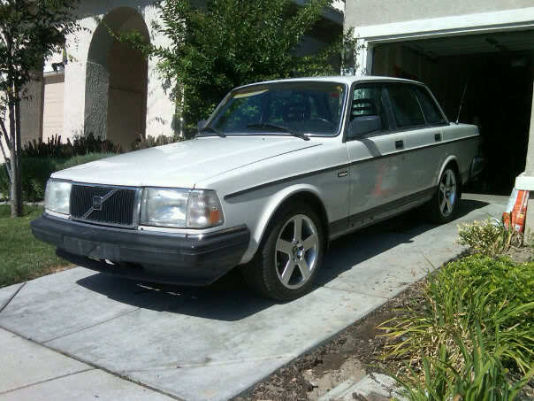 Volvo 240 Sedan 1993